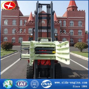 Višenamjenski viljuškar sa stezaljkama za meke vreće