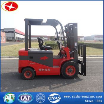 Mali električni viličar na 4 kotača